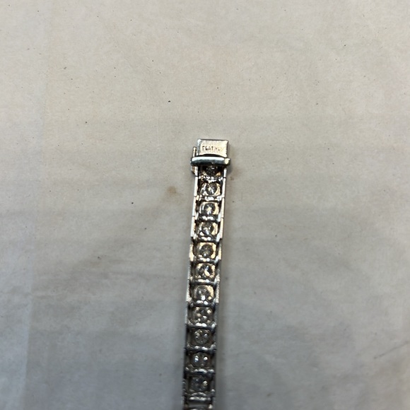 Vintage Diamonds Bracelet Platinum - Picture 7 of 7